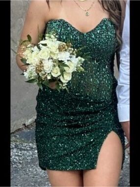 Sherri Hill Emerald Green Sequin Strapless Mini Dress